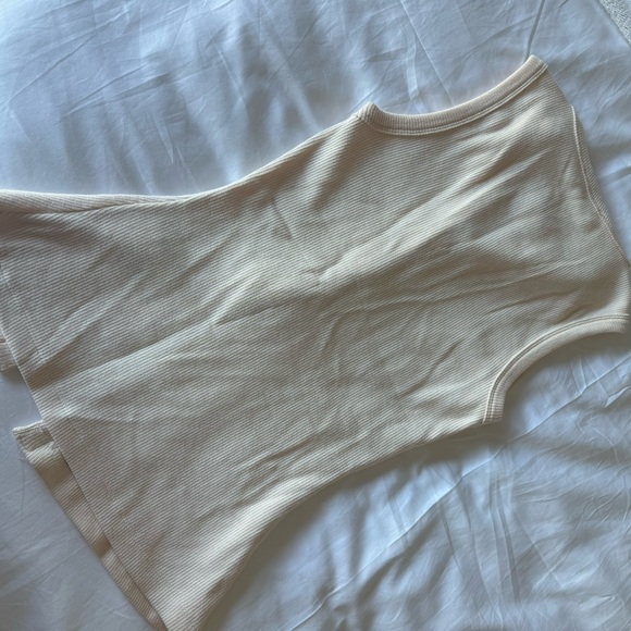 Kookai bec button tank in butter cream - Picture 4 of 4
